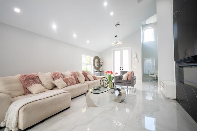 10438 BUENA VENTURA Drive, Boca Raton FL 33498 - Boca Raton, FL - Photo 4