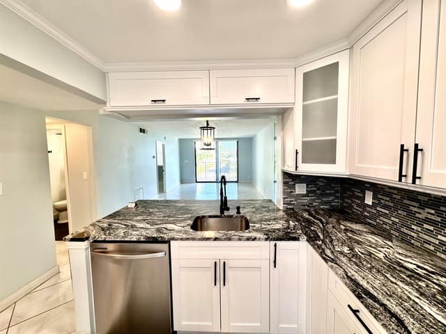 801 N OCEAN Boulevard # 202, Pompano Beach FL 33062 - Pompano Beach, FL - Photo 5