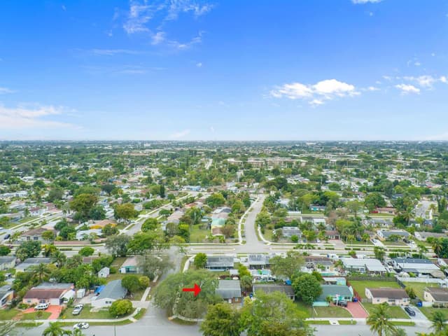 6500 SW 16th Court, Pompano Beach FL 33068 - Pompano Beach, FL - Photo 4