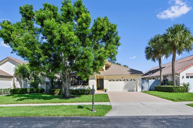 108 EXECUTIVE Circle, Boynton Beach FL 33436 - Boynton Beach, FL - Photo 2