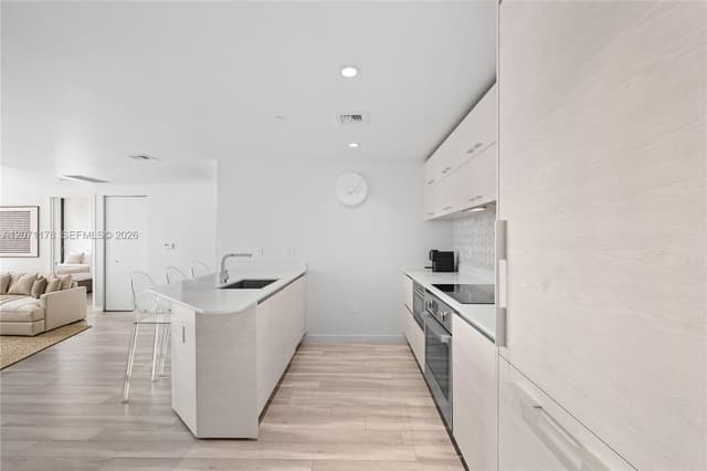 1300 S Miami Ave # 3709, Miami FL 33130 - Miami, FL - Photo 4