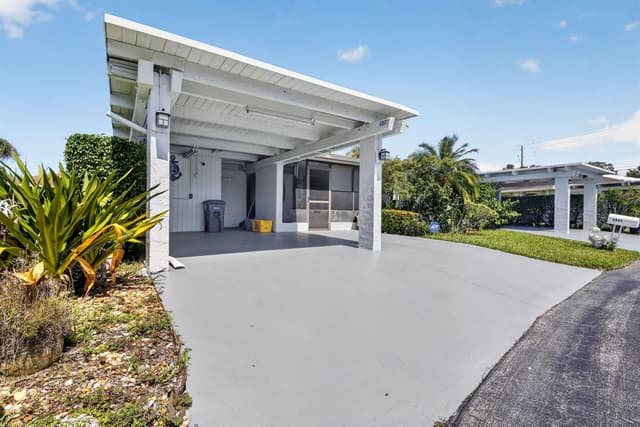 6802 Moonlit Drive, Delray Beach FL 33446 - Delray Beach, FL - Photo 2