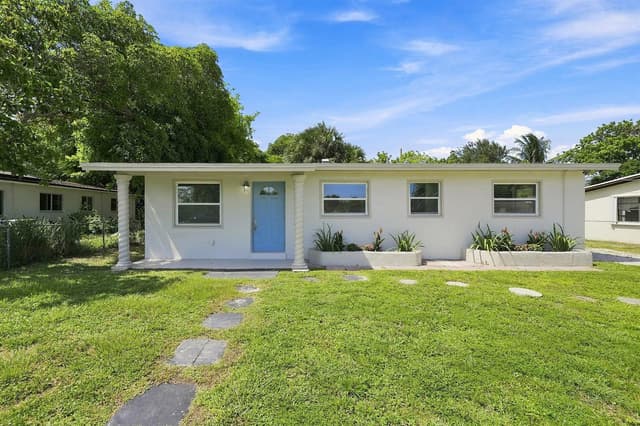 1629 NW 15TH Court, Fort Lauderdale FL 33311 - Fort Lauderdale, FL - Photo 2
