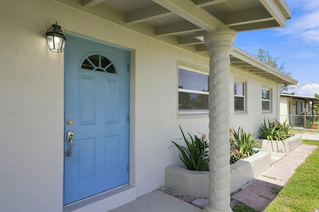 1629 NW 15TH Court, Fort Lauderdale FL 33311 - Fort Lauderdale, FL - Photo 4