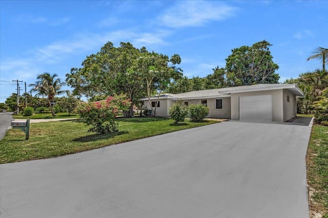 902 GARNETT Street, Lantana FL 33462 - Lantana, FL - Photo 2