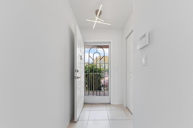5842 CRYSTAL SHORES Drive # 205, Boynton Beach FL 33437 - Boynton Beach, FL - Photo 3