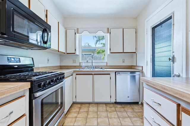 278 CAMELLIA Street, Palm Beach Gardens FL 33410 - Palm Beach Gardens, FL - Photo 5