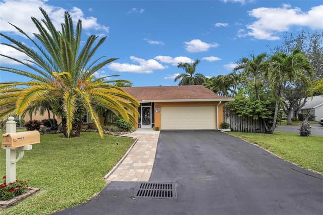 9811 NW 53rd Court, Coral Springs FL 33076 - Coral Springs, FL - Photo 2