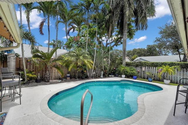 9811 NW 53rd Court, Coral Springs FL 33076 - Coral Springs, FL - Photo 7