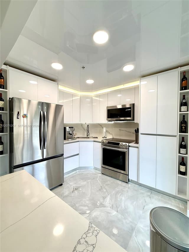 671 NE 195th St # 205E, Miami FL 33179 - Miami, FL - Photo 6