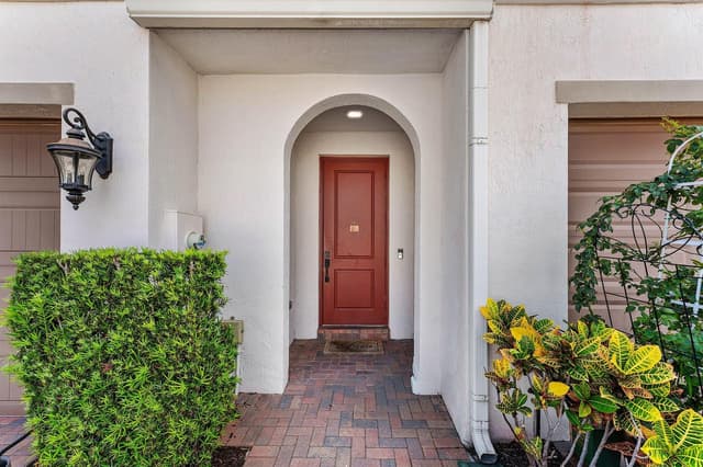 10175 Akenside Drive # 10175, Boca Raton FL 33428 - Boca Raton, FL - Photo 2