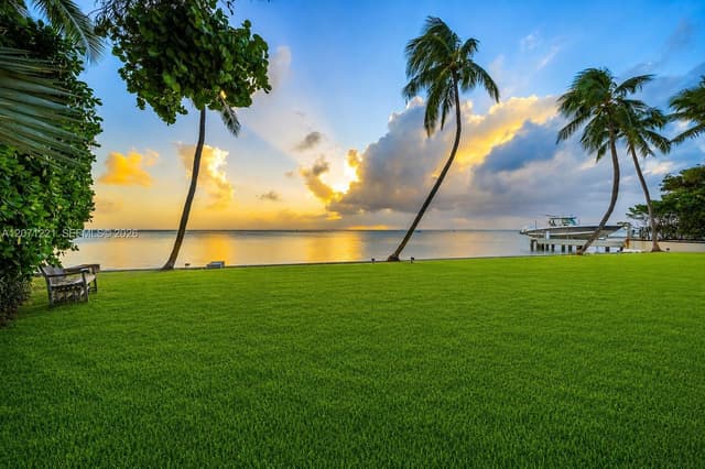 520 S Mashta Dr, Key Biscayne FL 33149 - Key Biscayne, FL - Photo 3
