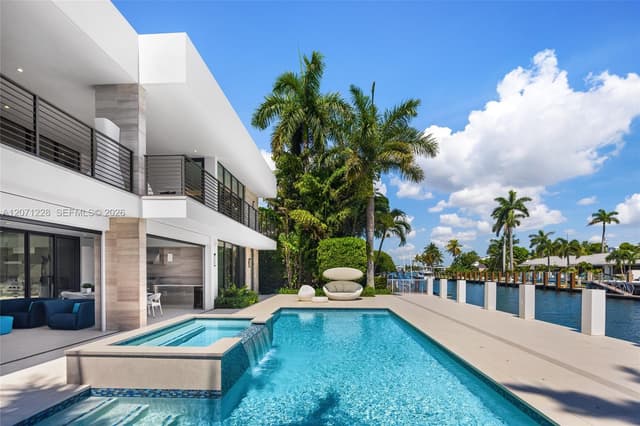 2519 Lucille Dr, Fort Lauderdale FL 33316 - Fort Lauderdale, FL - Photo 2