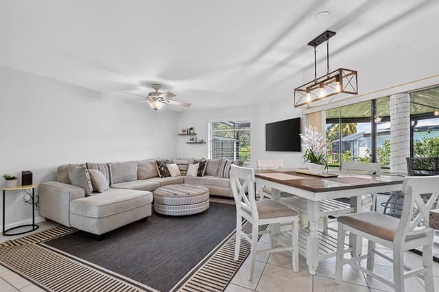 327 NW 36TH Avenue, Deerfield Beach FL 33442 - Deerfield Beach, FL - Photo 6