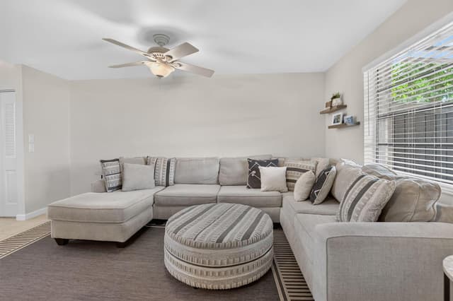 327 NW 36TH Avenue, Deerfield Beach FL 33442 - Deerfield Beach, FL - Photo 7