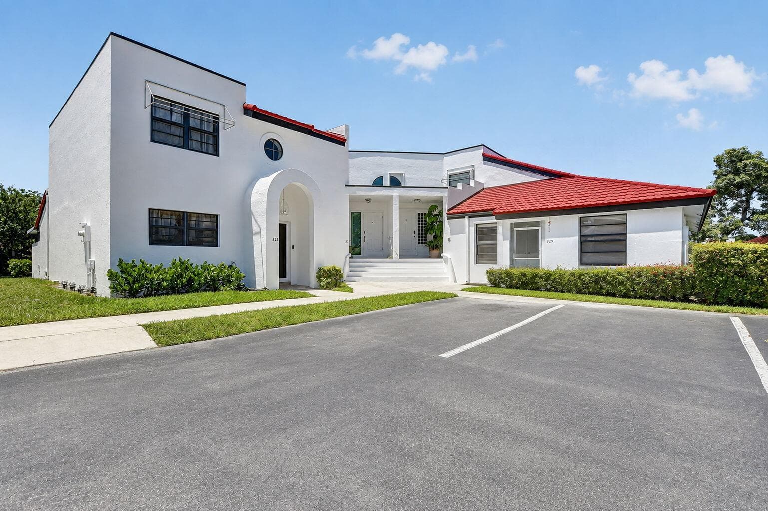 327 NW 36TH Avenue, Deerfield Beach FL 33442 - Deerfield Beach, FL - Photo 1