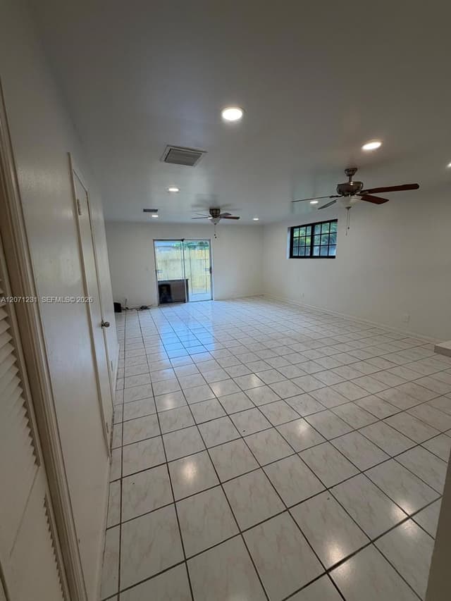 2065 NE 139th St, North Miami Beach FL 33181 - North Miami Beach, FL - Photo 5