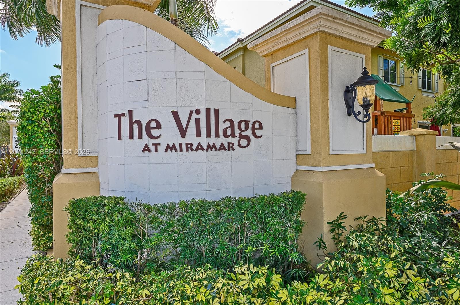 1810 SW 91st Ave, Miramar FL 33025 - Miramar, FL - Photo 1
