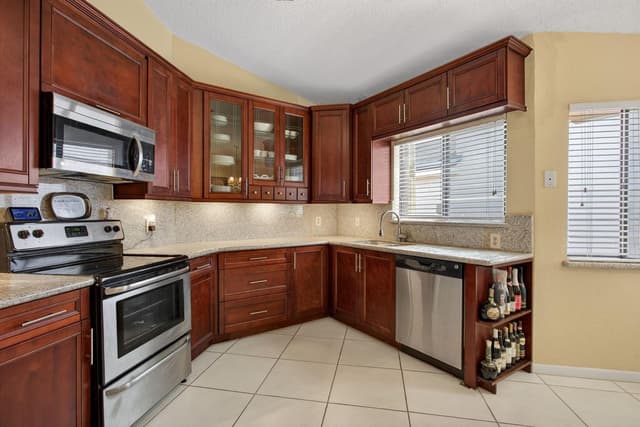 1960 NW 34th Avenue, Coconut Creek FL 33066 - Coconut Creek, FL - Photo 7