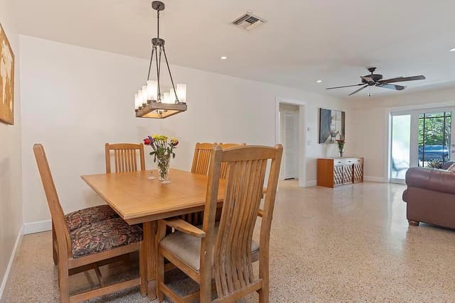 1106 N LAKESIDE Drive, FL 33460 - Photo 7