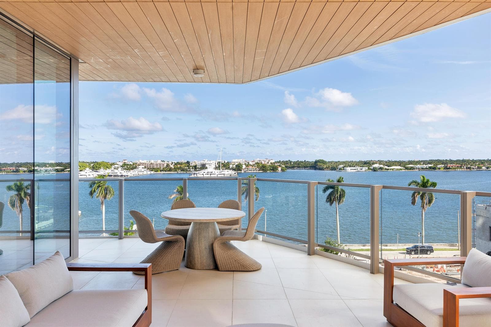 1333 S FLAGLER Drive # 402, West Palm Beach FL 33401 - West Palm Beach, FL - Photo 1