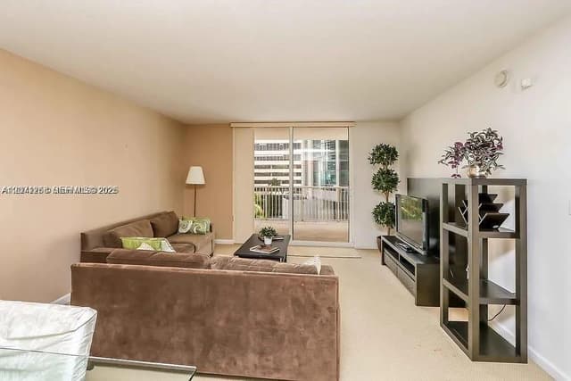 1200 Brickell Bay Dr # 1518, Miami FL 33131 - Miami, FL - Photo 4