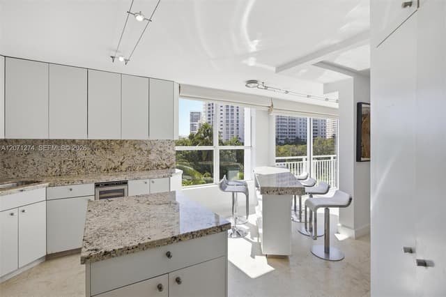613 Ocean Dr # 5D, Key Biscayne FL 33149 - Key Biscayne, FL - Photo 5