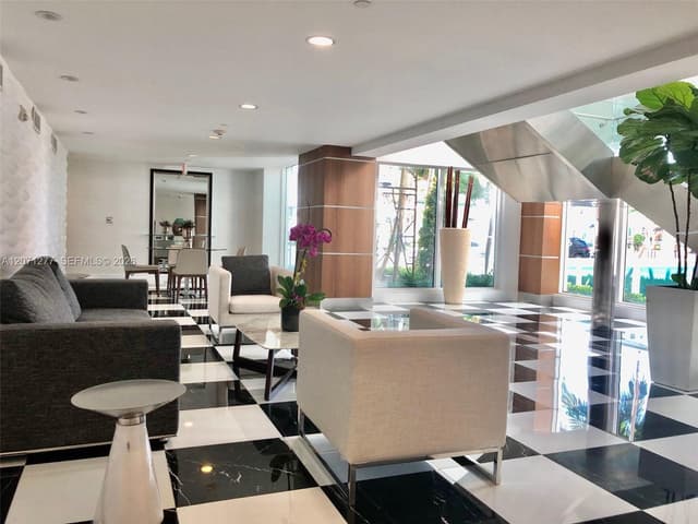 1800 N Bayshore Dr # 814, Miami FL 33132 - Miami, FL - Photo 3