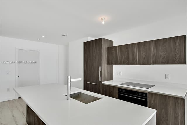 480 NE 31st St # 904, Miami FL 33137 - Miami, FL - Photo 5