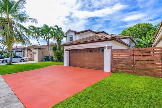 13249 NW 9 LN, Miami FL 33182 - Miami, FL - Photo 2