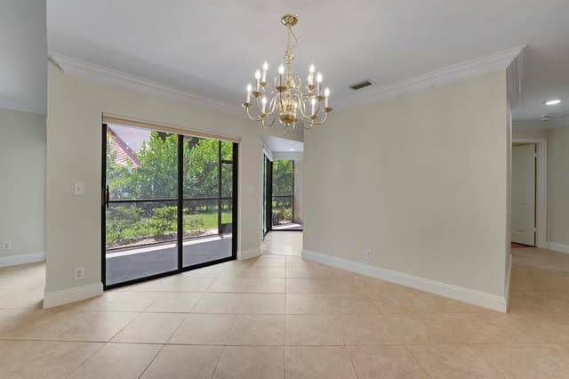 13 Lexington Lane E # A, Palm Beach Gardens FL 33418 - Palm Beach Gardens, FL - Photo 5