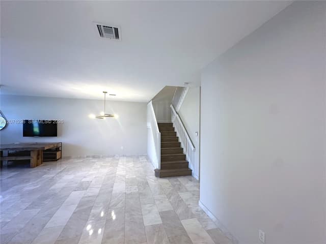 885 NE 191st St, Miami FL 33179 - Miami, FL - Photo 6