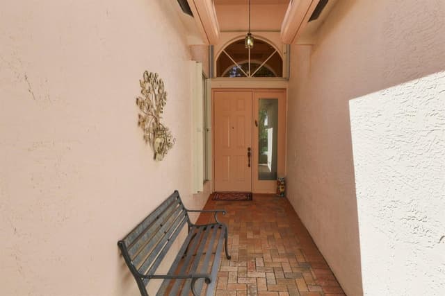 7199 Imperial Beach Circle, Delray Beach FL 33446 - Delray Beach, FL - Photo 2