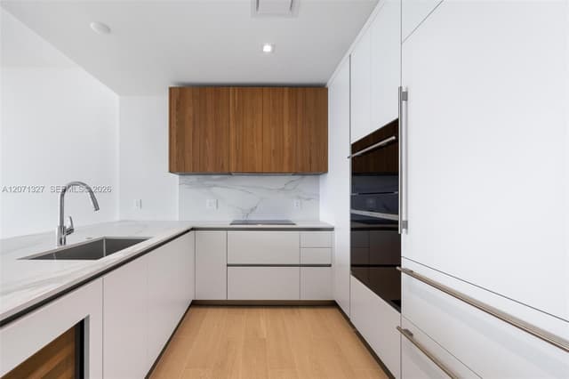 1400 Biscayne Blvd # 1905, Miami FL 33132 - Miami, FL - Photo 3