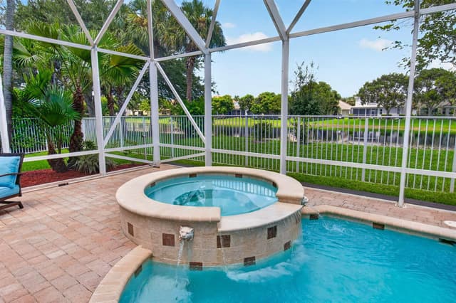 1183 Canyon Way, Wellington FL 33414 - Wellington, FL - Photo 2