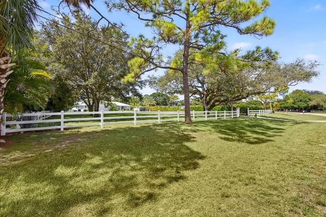4628 SQUARE LAKE Drive, Palm Beach Gardens FL 33418 - Palm Beach Gardens, FL - Photo 3