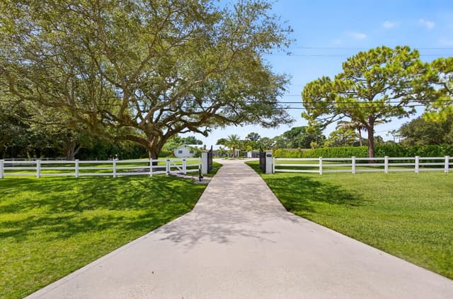 4628 SQUARE LAKE Drive, Palm Beach Gardens FL 33418 - Palm Beach Gardens, FL - Photo 5