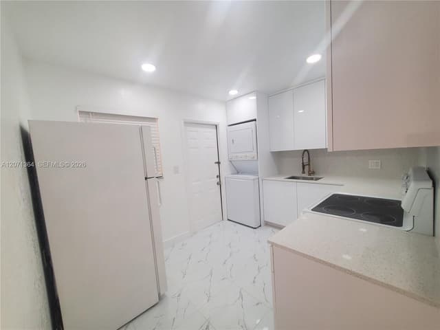 9203 NW 38th Dr # 2, Coral Springs FL 33065 - Coral Springs, FL - Photo 6