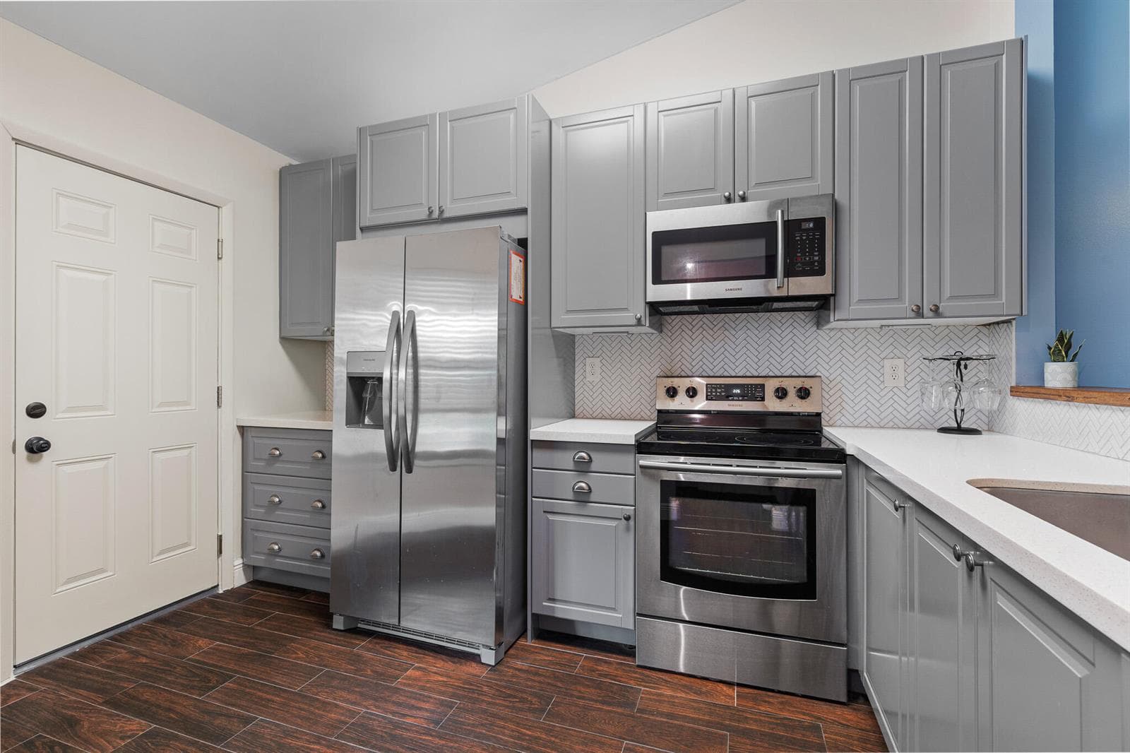 7660 NW 96TH Terrace, Tamarac FL 33321 - Tamarac, FL - Photo 1