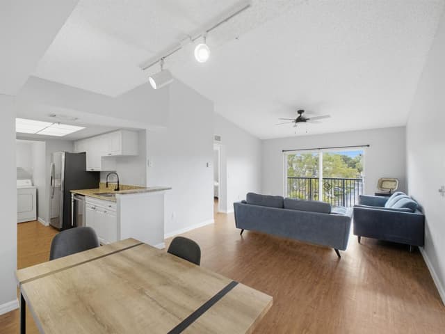 900 CRESTWOOD Court S # 920, Royal Palm Beach FL 33411 - Royal Palm Beach, FL - Photo 2