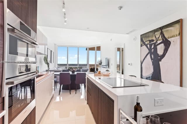 851 NE 1st Ave # 4106, Miami FL 33132 - Miami, FL - Photo 4