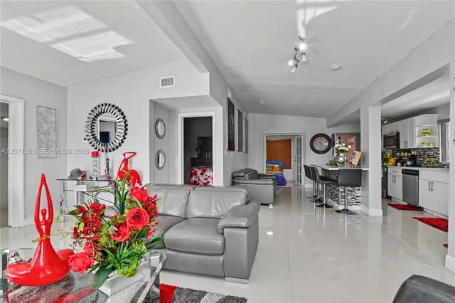 3538 SW 87th Ct, Miami FL 33165 - Miami, FL - Photo 7