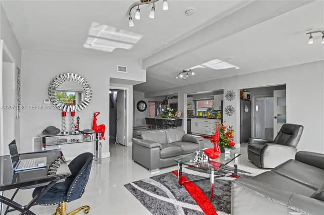 3538 SW 87th Ct, Miami FL 33165 - Miami, FL - Photo 3