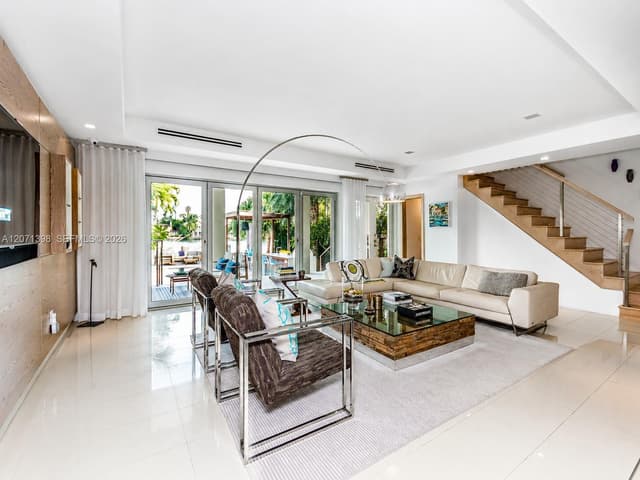 455 E Dilido Dr, Miami Beach FL 33139 - Miami Beach, FL - Photo 7