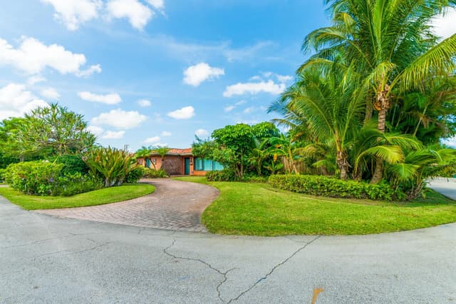 4621 NE 18TH Terrace, Fort Lauderdale FL 33308 - Fort Lauderdale, FL - Photo 5