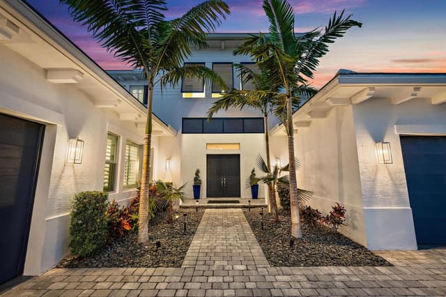 9364 Coral Isles Circle, Palm Beach Gardens FL 33412 - Palm Beach Gardens, FL - Photo 2