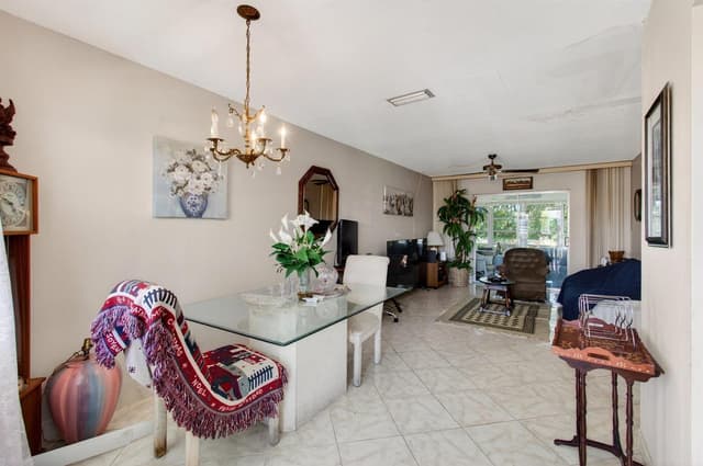 2101 NE 1st Court # 204, Boynton Beach FL 33435 - Boynton Beach, FL - Photo 4