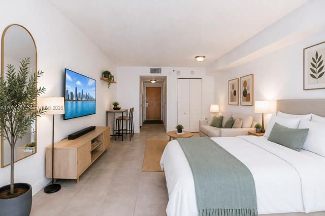 1200 Brickell Bay Dr # 3310, Miami FL 33131 - Miami, FL - Photo 5