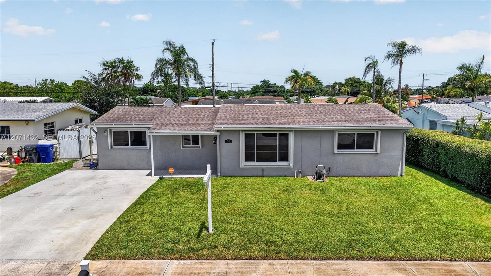 7521 Eaton St, Hollywood FL 33024 - Hollywood, FL - Photo 1