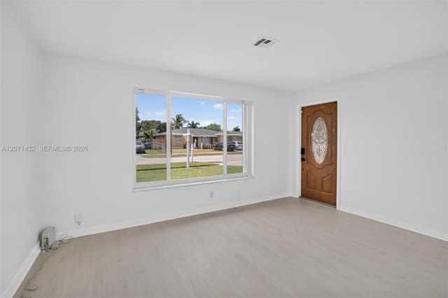 7521 Eaton St, Hollywood FL 33024 - Hollywood, FL - Photo 5